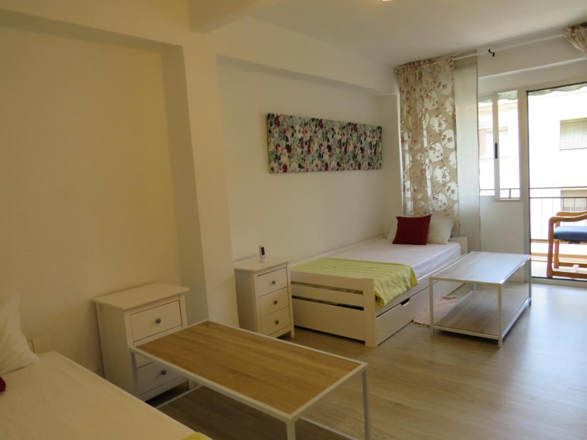 Domange I Apartment Alicante Luaran gambar